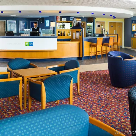 Express Centre By Ihg Отель
