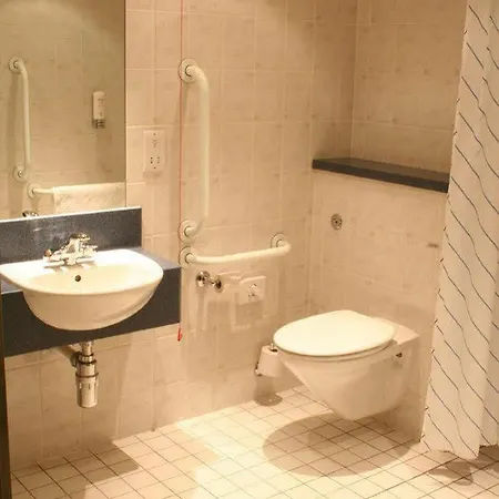 Szálloda Express Centre By Ihg