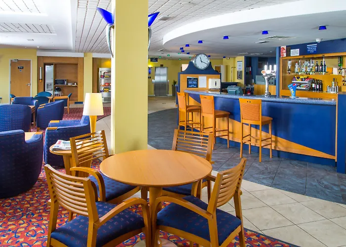 Express Centre By Ihg