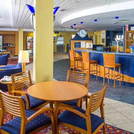 Express Centre By Ihg