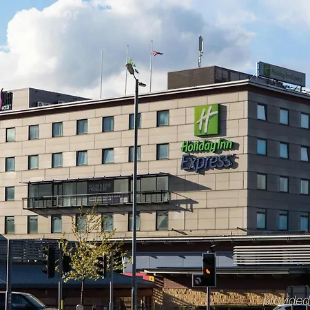 Hotel Express Centre By Ihg 3*