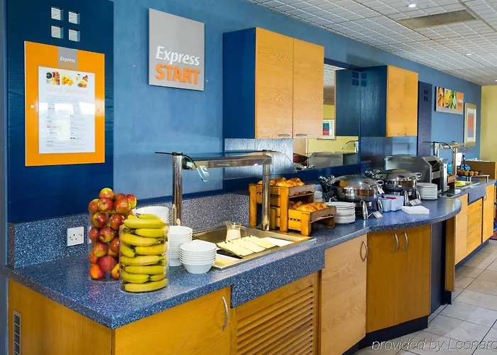 Express Centre By Ihg