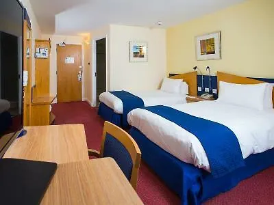 Express Centre By Ihg 3*