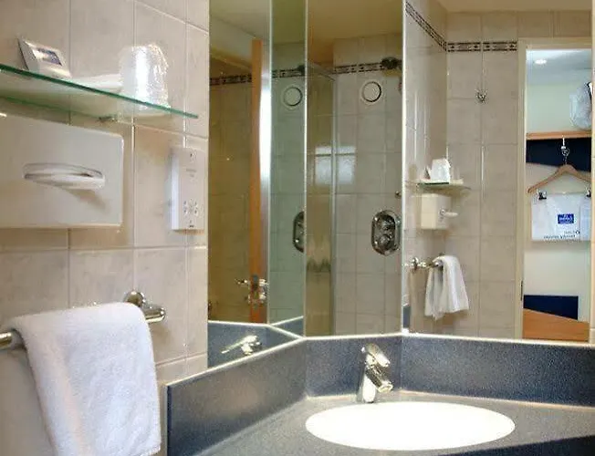 Express Centre By Ihg 3* Bradford (West Yorkshire)