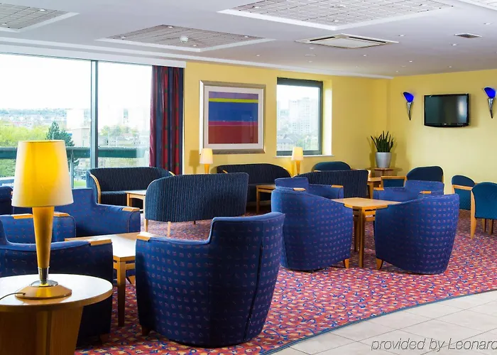 Hotel Express Centre By Ihg