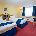 Hotel Express Centre By Ihg