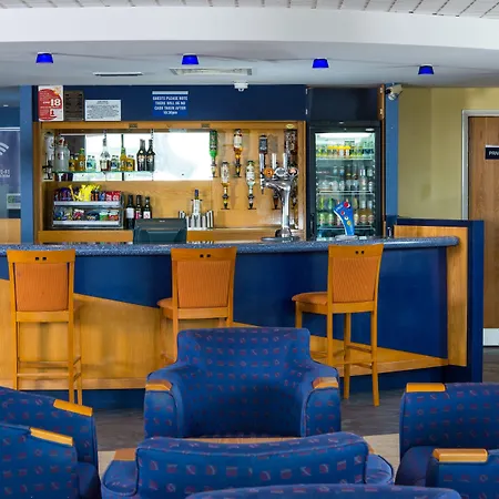 Express Centre By Ihg 3*